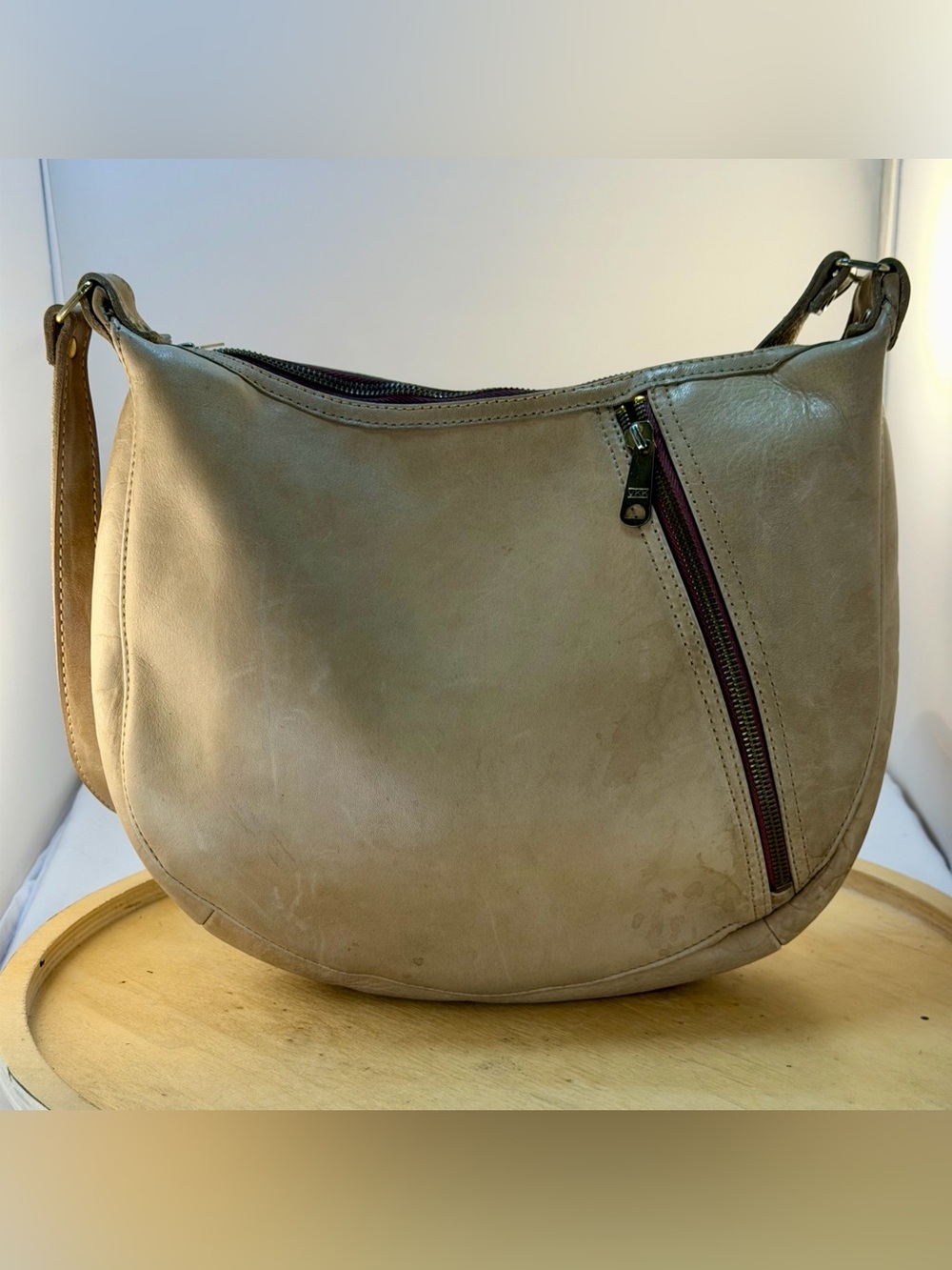 Classic Neutral Leather Shoulder Bag - Beige